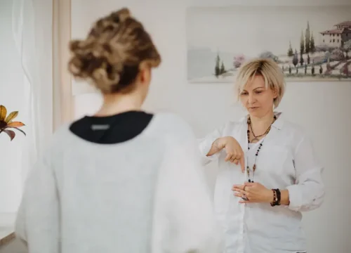 jak-cwiczenia-oddechowe-metoda-butejki-moga-ci-pomoc-czesc-i-astma